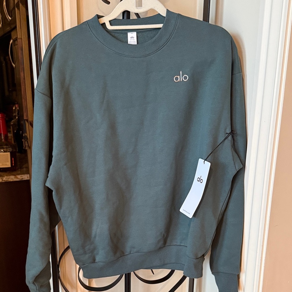 ALO Yoga Ladies  Dark Green Crewneck Sweater